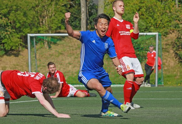 Hoch ging es her bei den jüngsten Ligavergleichen zwischen der TSG Bretzenheim 46 und RWO Alzey. Beim 3:3 in der Saison 2016/17 auf eigenem Platz traf Kazuhiro Shibuya für die Mainzer zum 3:1. Inzwischen spielt der Japaner beim Verbandsligisten FC Basara.
