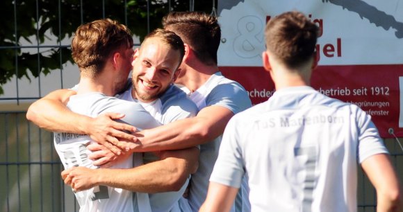 Solche Szenen wie beim 3:1-Sieg im jüngsten Rückrundenspiel gegen den FC Speyer wünscht sich Kayhan Cakici von seiner Mannschaft auch am Sonntag.