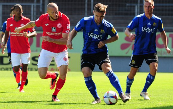 Simon Brandstetter (l.) setzte in Ulm erfolgreich nach.