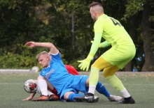 Trotz einer mannschaftlich guten Leistung lag Fortuna Monmbach (Kevin Frey) auch gegen den SV Ruchheim am Ende auf dem Boden. Trainer Oliver Schmitt sieht sein Team dennoch auch bei Spitzenreiter Bienwald Kandel keineswegs chancenlos.