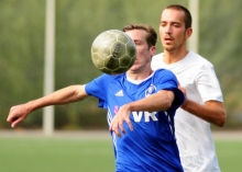 Johannes Kull (vorne, hier im Spiel bei der TSG Bretzenheim) rettete dem SV Gau-Algesheim im Alleingang einen Punkt gegen den TSV Wackernheim.