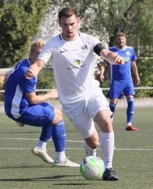 Gleich dreifach traf Calvin Faßnacht für den VfB in Kandel und war damit wieder einmal ein vorbildlicher Kapitän.