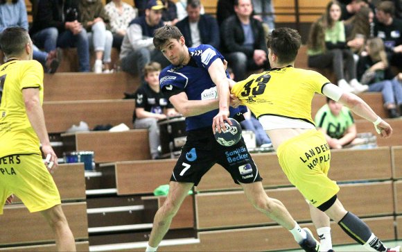 Johannes Sturm war beim knappen 26:25-Erfolg gegen den VTV Mundenheim in vorletzten Heimspiel der vergangenen Saison erfolgreichster Schütze aus dem Feld. Wenn das Aufwärmen gut verläuft, wird der Linkshänder beim neuerlichen Gastspiel der Ludwigshafener seine Verletzungspause beenden.