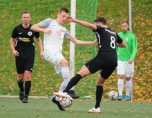Dagegenhalten wie hier Moritz Freisler im Spiel gegen Eintracht Bad Kreuznach muss die TuS Marienborn am Samstag in Waldalgesheim.
