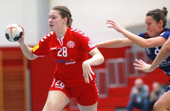 Melanie Grawe war für die Abwehr des Aufsteigers Königsborner SV schwer zu halten und kam beim zweiten Saisonsieg mit ihrem Team auf acht Tore.