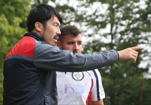 Nur nicht verzagen und einfach hoffen, dass die Zeiten wieder besser werden: Takashi Yamashita glaubt, dass seiner Mannschaft derzeit nicht nur das verletzte Offensiv- und Defensivpersonal, sondern auch das Glück fehlt.