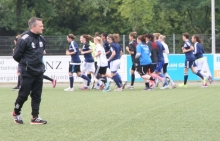Trainer Mischa Lautenschläger will mit den Regionalligafrauen des TSV Schott im DFB-Pokal weit kommen. Allerdings fehlen ihm im ersten Pflichtspiel der Saison, der Erstrundenbegegnung  mit Zweitligist VfL Sindelfingen als Gast an der Karlsbader Straße, aus den verschiedensten Gründen eine ganze Reihe Spielerinnen.
