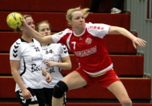 Glückliche Julia Ophoff: Die Zweite Mannschaft der 05er, in die sich die einstige Erstmannschaftsspielerin vor einem Jahr zurückgezogen hatte, bleibt dank Zweitspielrechten für Budenheimer Nachwuchsspielerinnen bestehen.