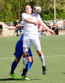 Silas Große Böckmann traf zweimal beim Sieg der TSVgg Stadecken-Elsheim in Essenheim.