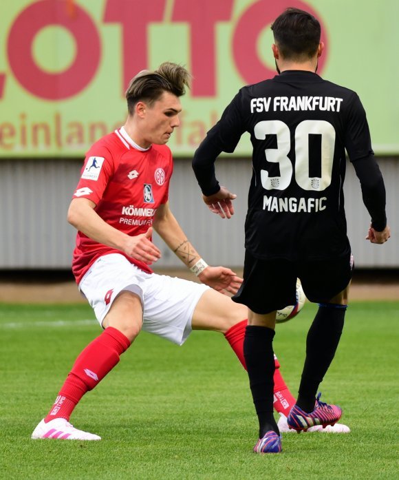Niklas Kölle zeigte sich im April im jüngsten Heimspiel gegen den FSV Frankfurt kampfstark. Das war die Basis für den 2:0-Erfolg.