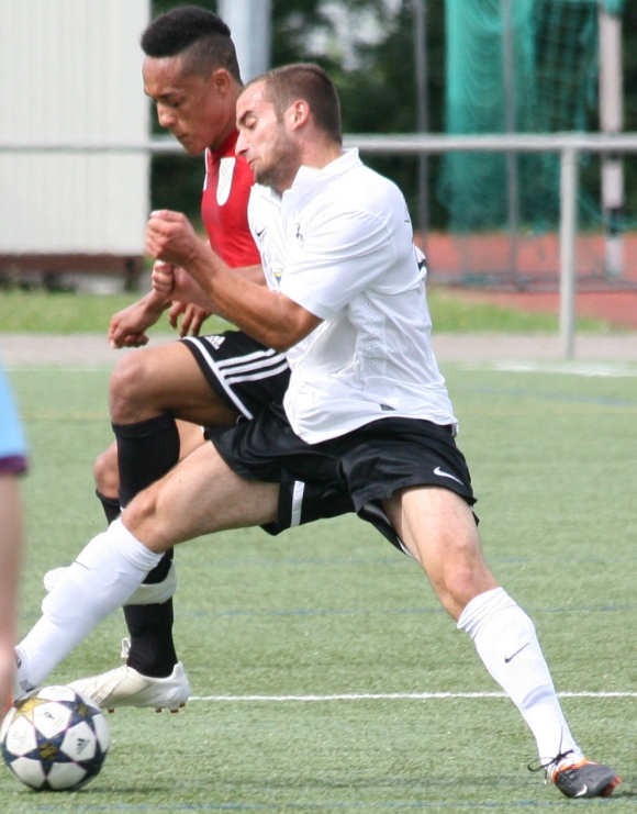 Trostschütze: Sturmspitze Dominik Göbig setzte den Schlusspunkt beim enttäuschenden Auftritt des VfB Bodenheim in Geinsheim und traf zum 1:5-Endstand. 