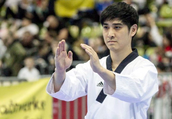 Der Mainzer Taekwondosportler Quoc-Binh Duong widmet sich dem Formenlauf, Poomsae genannt.