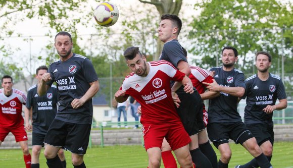 So eng wie vor dem Zornheimer Tor im Spiel bei der SVW Mainz könnte es im Spielplan der nächsten Saison vorgehen. Der Verband will seine Ligen deshalb in Staffeln aufteilen, was bei den heimischen Bezirksligisten auf Skepsis stößt.