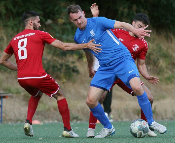 Kapitän im ersten Spiel der TSG Bretzenheim seit vier Monaten war Simon Höss.