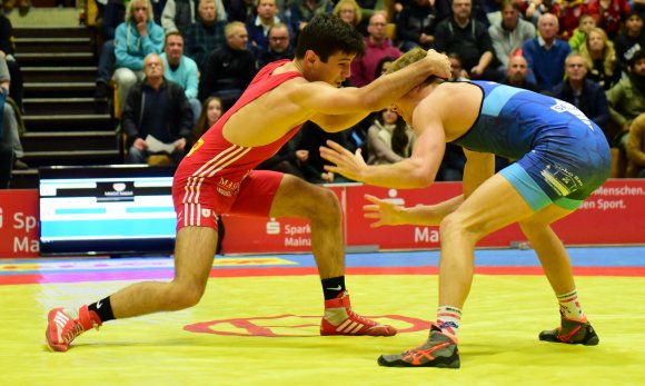 Ashot Shabazyan (l.) war in der vorigen Saison der Aufsteiger im Mainzer Kader. In der neuen Saison gehört auch sein Bruder Iosif dazu.