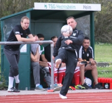 So weit, dass Tobias Rieger seine Aktivenkarriere wieder aufnehmen wollte, ist die Personaldecke der TSG Hechtsheim noch nicht geschrumpft. Aber der hereingeschlagene Ersatzball kam tadellos an seinem Bestimmungsort an. 