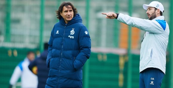 Sandro Schwarz (r.) gibt seit einem Monat bei Dynamo Moskau den Ton an. Sportdirektor Zeljko Buvac (l.), einst ebenfalls 05-Profi und später lange Jahre Jürgen Klopps Kotrainer, hat ihn nach Russland geholt.
