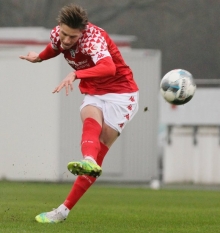 Wenn aus dem Spiel nichts geht, ist Standardspezialist Oliver Wähling eine Hoffnung für die U23 des FSV Mainz 05. Damit klappte es in Großaspach allerdings auch nicht.