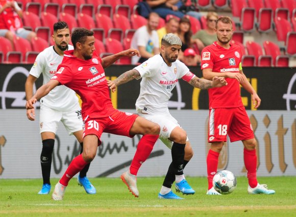 Cyrill Akono, U-23-Spieler mit Profivertrag, will sich derzeit für einen Wechsel zum VfB Lübeck empfehlen.