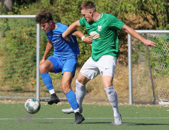 Sucht sein Glück in der Hessenliga: Linus Wimmer (l.) hat der TSG Bretzenheim 46 den Rücken gekehrt und will künftig für den SC Hessen Dreieich spielen.