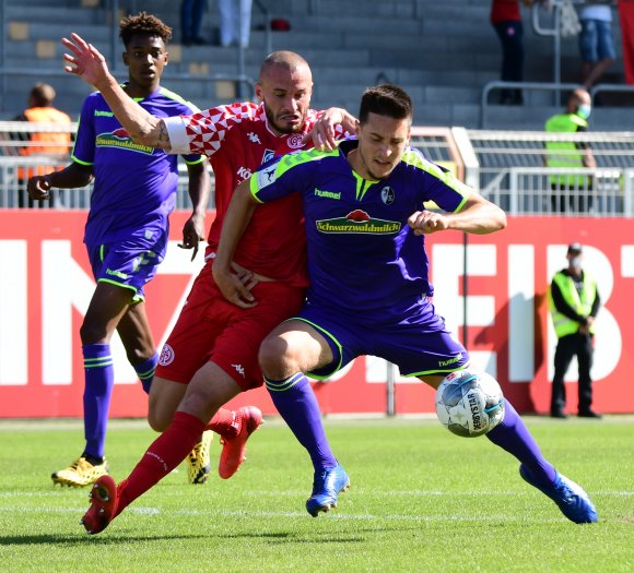 Ein Doppelpack von Simon Brandstetter schönte das Ergebnis im Heimspiel gegen die Freiburger U23 in der zweiten Halbzeit, zu retten war die verpatzte Partie nicht mehr. 