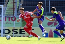 Oliver Wähling (l., hier gegen den SC Freiburg II) ist nach seiner Verletzung noch nicht wieder fit genug für die Anfangself.