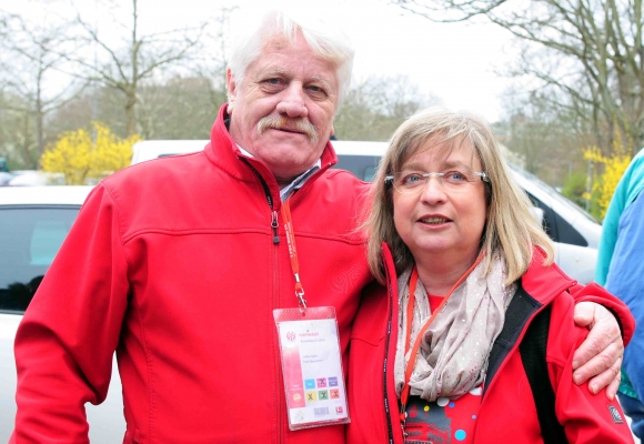 Zwei Helfer aus einem starken Team: Lothar Geier und Beate Trautmann.