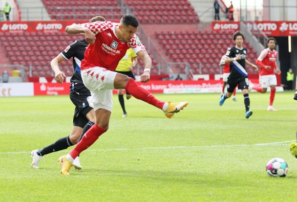 Mit einem Sieg gegen Hertha BSC könnten Robert-Nesta Glatzel und der FSV Mainz 05 den vorentscheidenden Schritt zum Klassenverbleib machen.