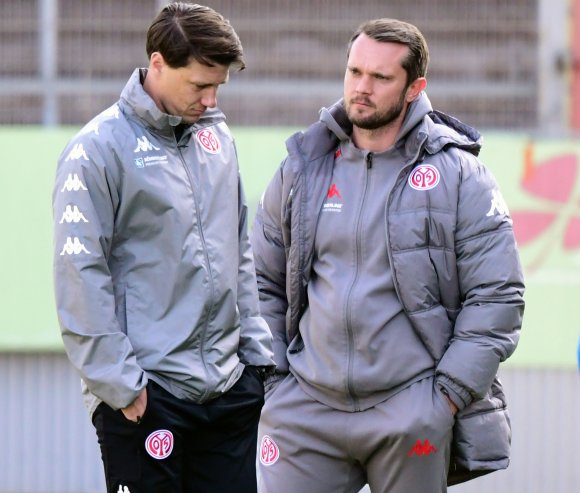 Bartosch Gaul (r., mit Kotrainer Simon Pesch), seit 2015 am Bruchweg und seit 2018 Cheftrainer der U23, hat um zwei Jahre verlängert.