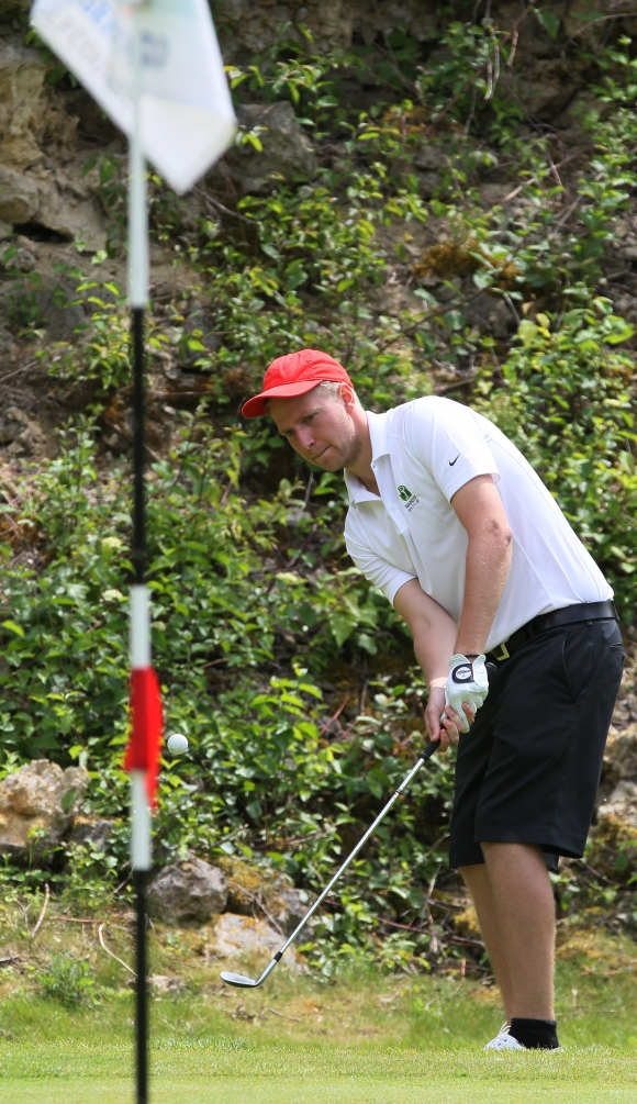 Ziel erreicht: Die Herren des Mainzer Golf-Clubs (hier: Marc-Philipp Lebioda) dürfen nächstes Jahr in der Oberliga ran.