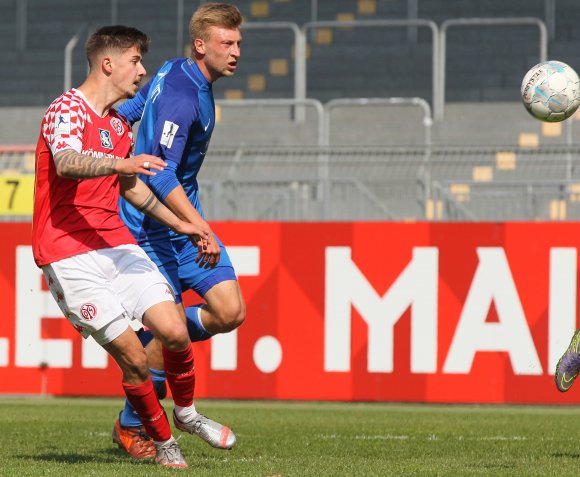 Auch Lukas Quirin (l.) bleibt dem FSV Mainz 05 treu und geht in seine dritte Saison mit der U23.