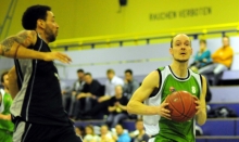 Schnell und treffsicher: Außenspieler Mario Volarevic (rechts) und seine SCL-Kollegen setzen in der Oberliga auf die bewährten Stärken.