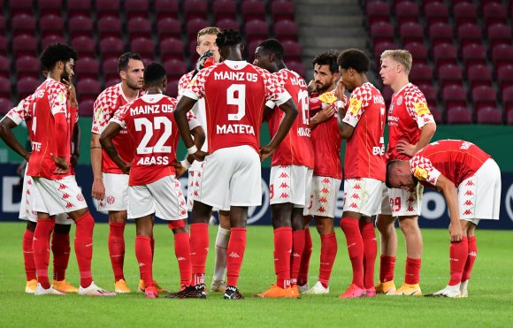 Vor einem Jahr hielt Moussa Niakhaté eine Halbzeitansprache im DFB-Pokal-Erstrundenspiel gegen den TSV Havelse, weil die 05er zu diesem Zeitpunkt mit 0:1 zurücklagen.