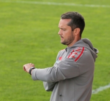 Die Zeit dehnte sich in der Schlussphase etwas gegen die Kölner U21 etwas, da Bartosch Gaul sein Wechselkontingent gegen die Kölner U21 früh erschöpft hatte.
