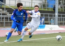 Nils Lihsek (l.) bot eine überzeugende Leistung und erzielte das 1:0.