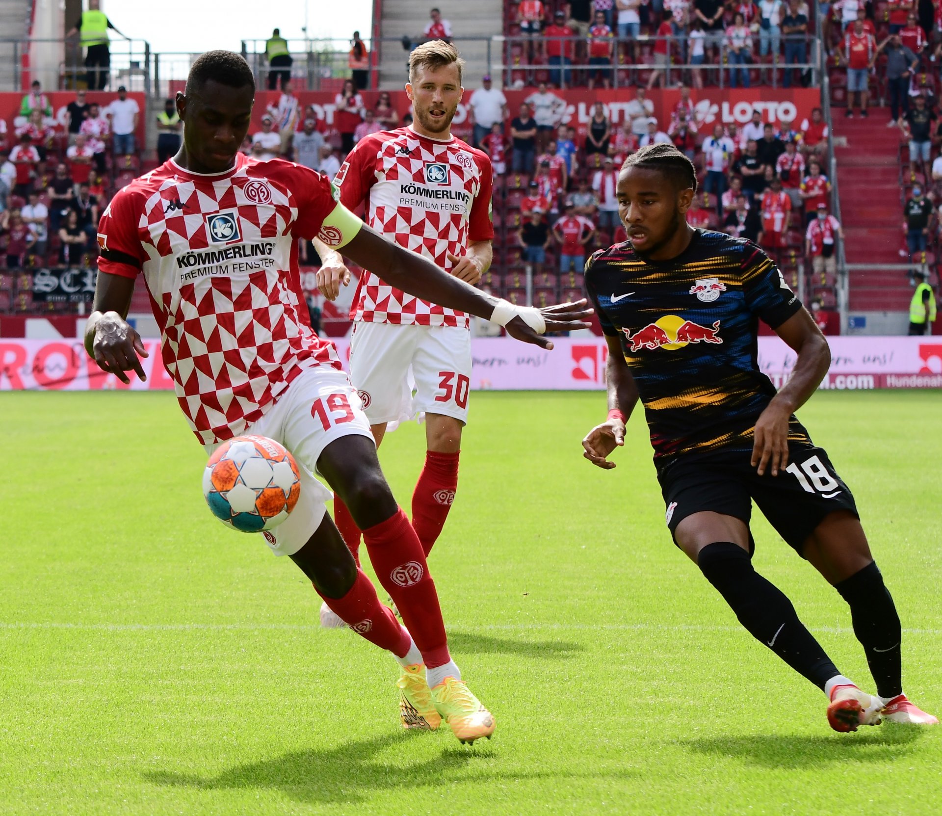 Moussa Niakhaté hatte im ersten Bundesligaspiel seit seiner Ernennung zum Kapitän das entscheidende, weil einzige Tor erzielt...
