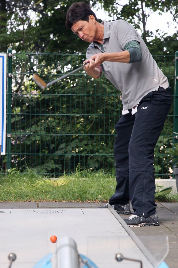 ...Petra Szablikowski als Zwölftplatzierte der Frauen deren 212.