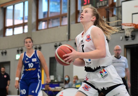 Alina Dötsch verbuchte unter anderem zwölf Rebounds, fünf Assists und vier Steals.