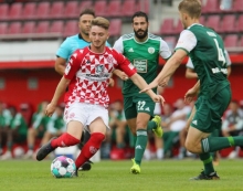 Auffälliger Befund: Gerade bei den im Sommer in die U23 aufgerückten bisherigen U-19-Spielern häufen sich derzeit die Verletzungen. Bei Tinothé Rupil traten nach seiner Länderspielreise Schmerzen im Bauchraum auf.