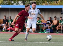 Duelle zwischen dem TSV Schott (l. Jost Mairose) und der TuS Marienborn (r. Lukas Harden) gab es bislang nur als Testspiele. Jetzt liegt es an der TuS, ein Aufeinandertreffen im Pokal zu ermöglichen.