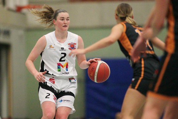 Kendra Landy haderte mit einem missglückten Dribbling gegen Ende des Duells mit den Rhein-Main Baskets. In Schwabach will sie mit dem ASC eine kleine Siegesserie beginnen.