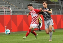 Das letzte Hinrundentor für die U23 erzielt ein Abwehrspieler: Tobias Mißner (l.).