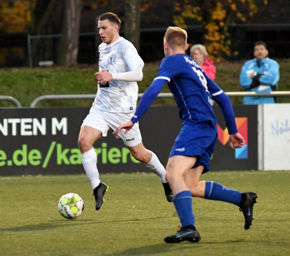 Daniel Bienek (l.), in Salmrohr ausgefallen, dürfte gegen die TuS Koblenz wieder in der Anfangself stehen.