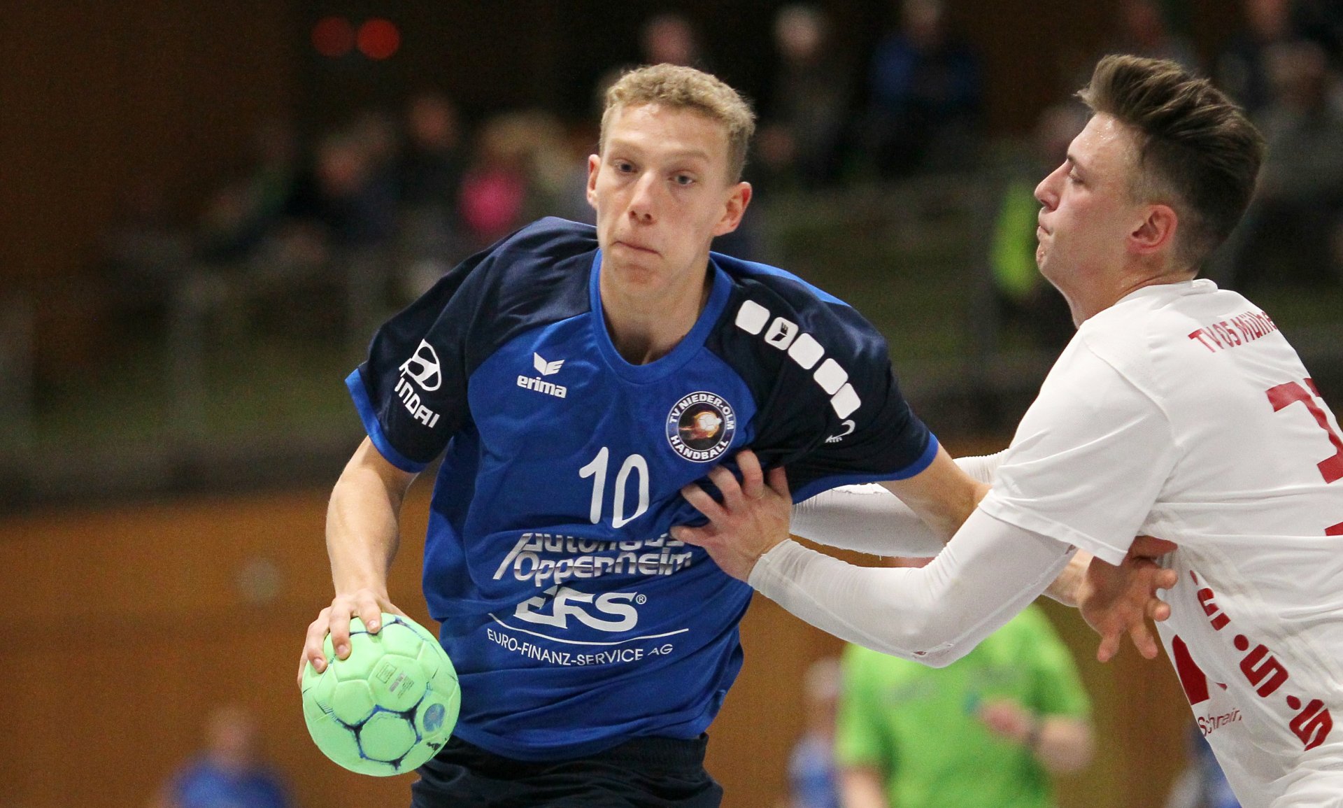 Niklas Glindemann ist einer von drei A-Jungenbundesligaspieler des TV Nieder-Olm, die im Oberligateam mitmischen dürfen und ihre Erfahrungen im Seniorenhandball sammeln dürfen.
