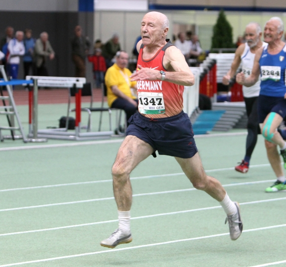 15,60 Sekunden: Die 100 Meter sprintete Günter Schollmayer in diesem Jahr schneller als 2012 und 2013. 