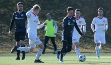 Fontana Finthen (Mitte: Marc-Oliver Herdt) wird die Aufgabe bei Wormatia Worms II nutzen, um sich auf die Abstiegsrunde einzustellen.