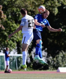 Tim Müller (r.) und der TSV Schott konzentrieren sich nach der Niederlage in Elversberg auf den Pokal.