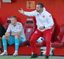 Am drei Niederlagen in Serie habe sein Team zu knabbern, hat Trainer Bartosch Gaul festgestellt, verspricht aber, dass keine Resignation aufkommen wird.