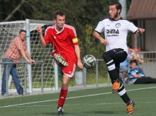 Felix Hintsch (l.) erzielte den ersten Treffer beim ersten Auswärtserfolg der TSVgg Stadecken-Elsheim in dieser Saison.