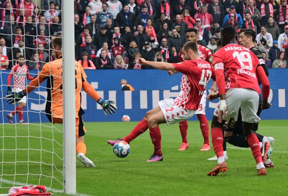 Das Engagement aus dem Bayern-Spiel brauchen Alexander Hack (M.) und seine Kollegen auch in Berlin.